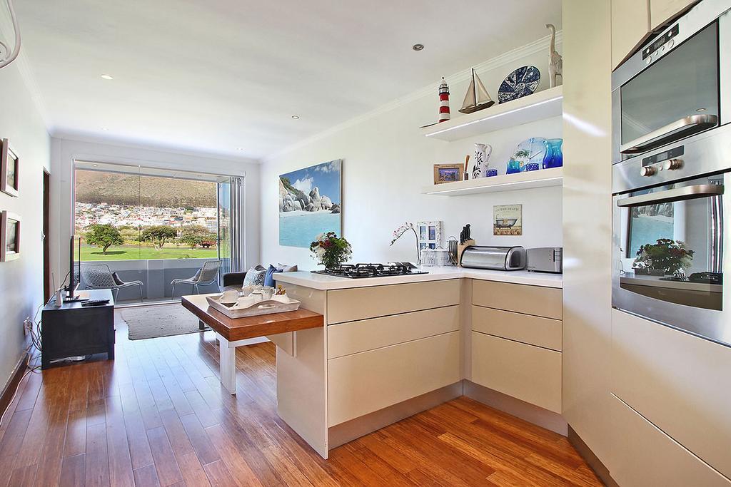 Vredenhof Self Catering Apartment เคปทาวน์ ภายนอก รูปภาพ