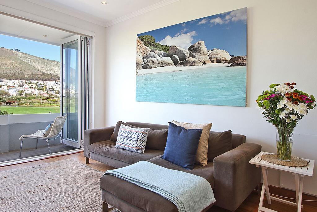 Vredenhof Self Catering Apartment เคปทาวน์ ภายนอก รูปภาพ